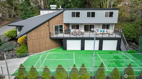 4830 88th Pl SE, Mercer Island, WA 98040