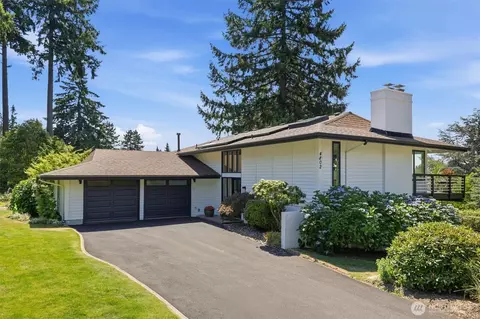4802 111th Ave NE, Kirkland, WA 98033