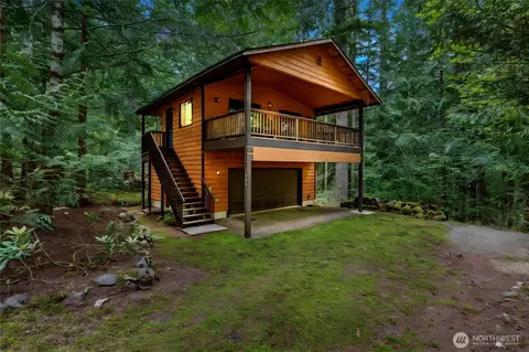 390 N Potlatch N, Hoodsport, WA 98548