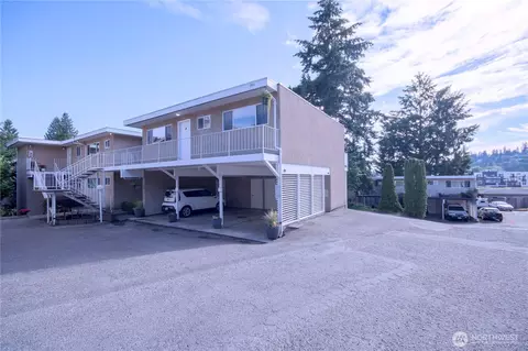 9911 NE 119th Ct #A, Kirkland, WA 98034