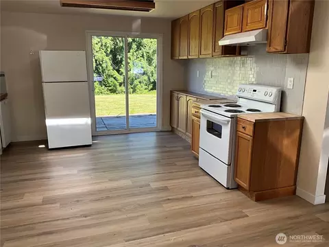 9618 Holly Dr, Everett, WA 98204 photo 11
