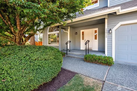 13915 66th Ave SE, Snohomish, WA 98296