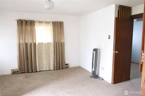 42421 SE 264th Ave SE, Enumclaw, WA 98022 photo 17