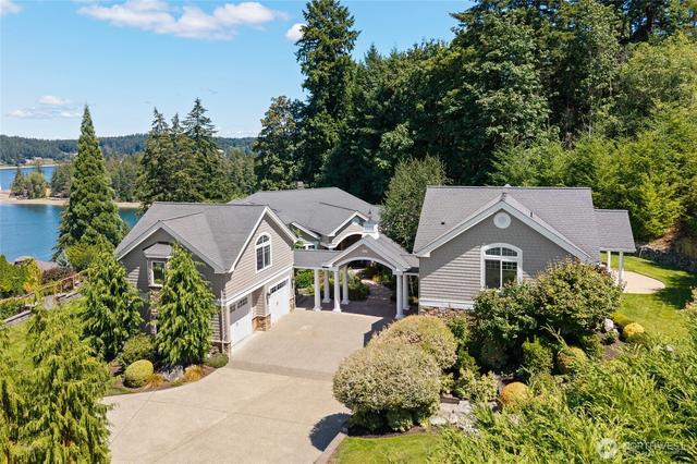 409 3rd Ln, Fox Island, WA 98333