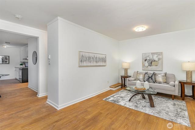 403 Terry Ave #. 2, Seattle, WA 98104