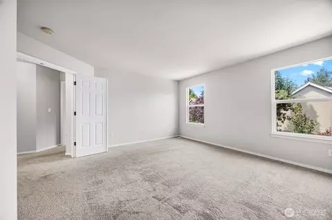 Bedroom - 3927 138th St SE, Mill Creek, WA 98012 photo 2 of 4