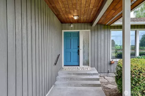 Exterior - 2875 Tom Rd, Everson, WA 98247 photo 6 of 7