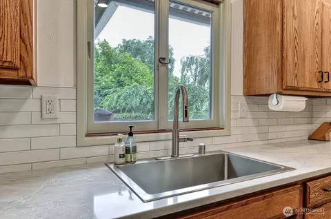 Kitchen - 2875 Tom Rd, Everson, WA 98247 photo 3 of 3