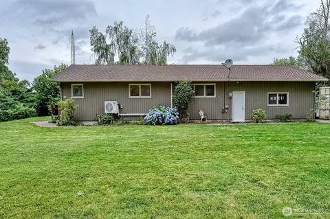 Exterior - 2875 Tom Rd, Everson, WA 98247 photo 4 of 7