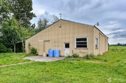 Exterior - 2875 Tom Rd, Everson, WA 98247 photo 5 of 7