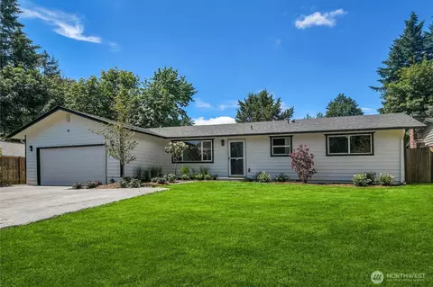 13020 Robinhood Ln, Snohomish, WA 98290