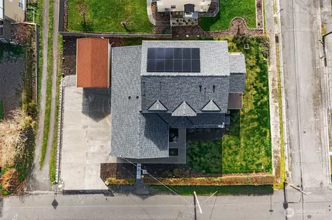 View/Area - 2401 E 16th St, Bremerton, WA 98310 photo 1 of 5