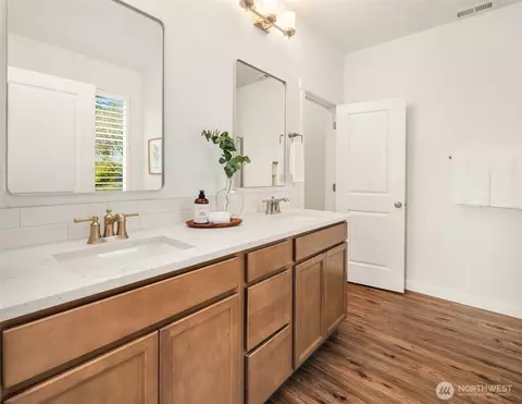 Bath - 2401 E 16th St, Bremerton, WA 98310 photo 2 of 6