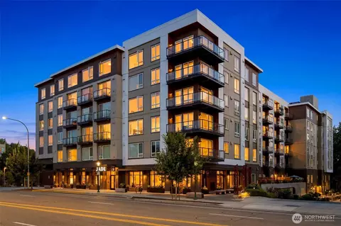 11903 NE 128th St #P05, Kirkland, WA 98034