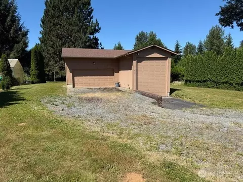 651 Upland Dr S, Mount Vernon, WA 98273