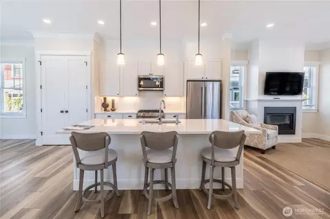 Kitchen - 441 E Compass St, Pacific Beach, WA 98571 photo 2 of 5