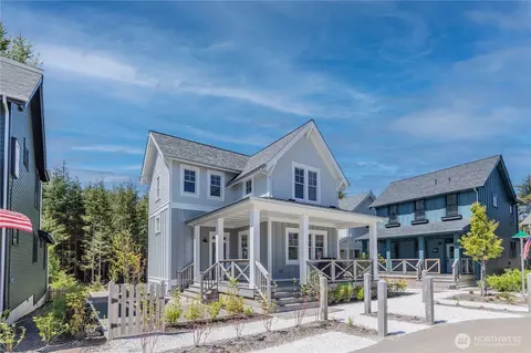441 E Compass St, Pacific Beach, WA 98571