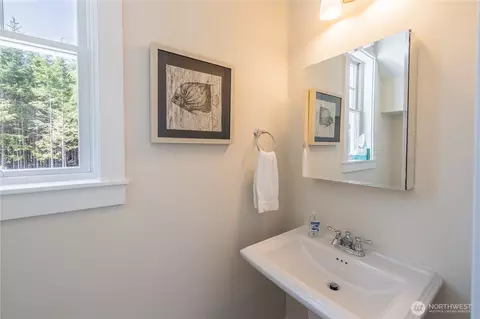 Bath - 441 E Compass St, Pacific Beach, WA 98571 photo 1 of 4