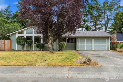 3705 SW 338th Pl, Federal Way, WA 98023