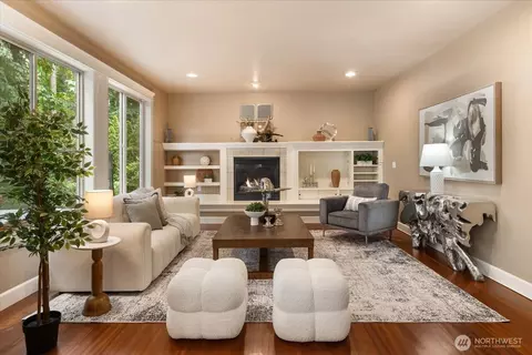 Living - 22303 1st Dr SE, Bothell, WA 98021 photo 3 of 4