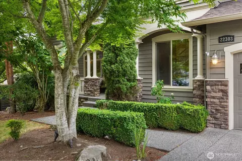 Exterior - 22303 1st Dr SE, Bothell, WA 98021 photo 2 of 6