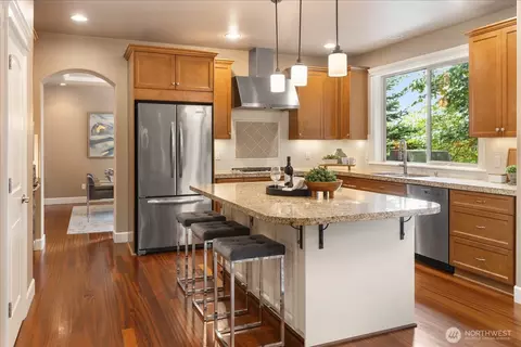 Kitchen - 22303 1st Dr SE, Bothell, WA 98021 photo 1 of 4