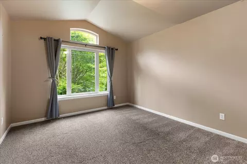 Bedroom - 22303 1st Dr SE, Bothell, WA 98021 photo 6 of 7