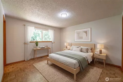 Bedroom - 1127 204th Pl SE, Bothell, WA 98012 photo 1 of 4