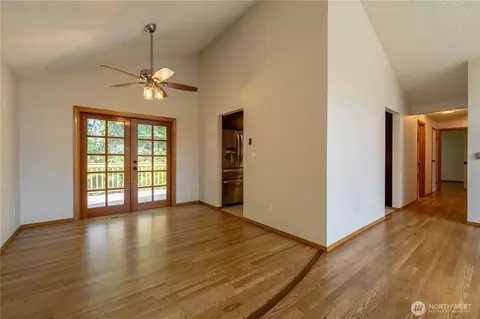 Living - 1127 204th Pl SE, Bothell, WA 98012 photo 4 of 4