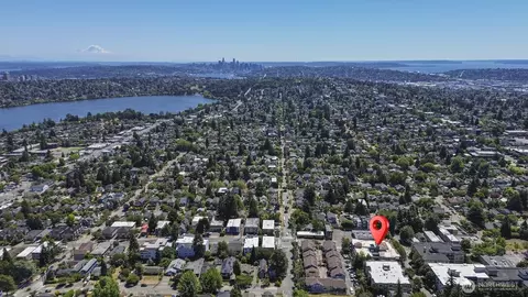 600 N 85th St #401, Seattle, WA 98103