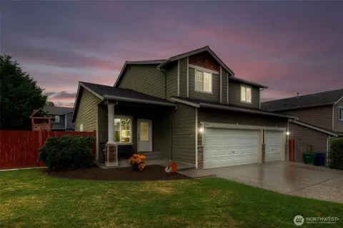 6827 278th St NW, Stanwood, WA 98292