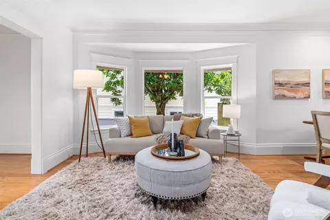 2217 4th Ave N, Seattle, WA 98109 photo 8