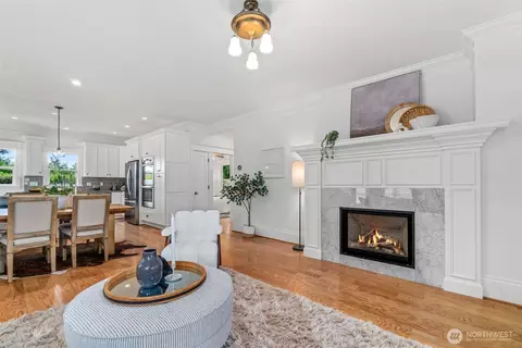 2217 4th Ave N, Seattle, WA 98109 photo 6