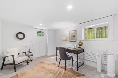 2217 4th Ave N, Seattle, WA 98109 photo 27