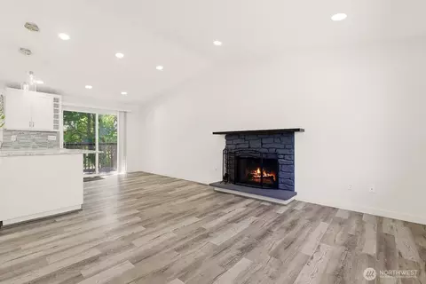 Living - 18113 20th Dr SE, Bothell, WA 98012 photo 4 of 6