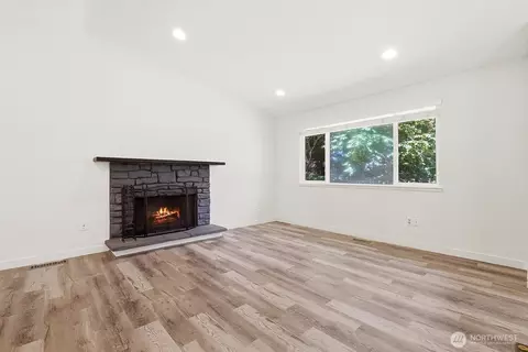 Living - 18113 20th Dr SE, Bothell, WA 98012 photo 3 of 6