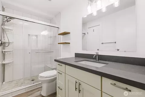 Bath - 18113 20th Dr SE, Bothell, WA 98012 photo 1 of 2