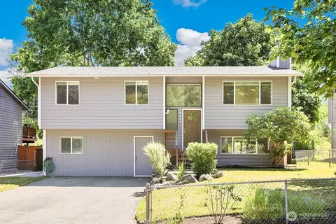 18113 20th Dr SE, Bothell, WA 98012