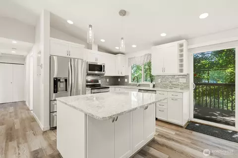 Kitchen - 18113 20th Dr SE, Bothell, WA 98012 photo 2 of 2