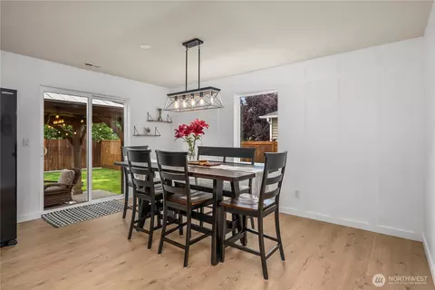Dining - 1313 Daffodil Ave NE, Orting, WA 98360 photo 1 of 2