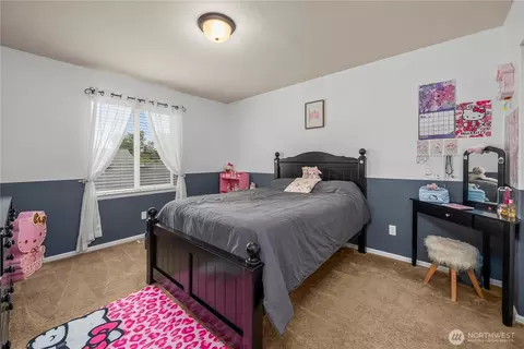Bedroom - 1313 Daffodil Ave NE, Orting, WA 98360 photo 2 of 4