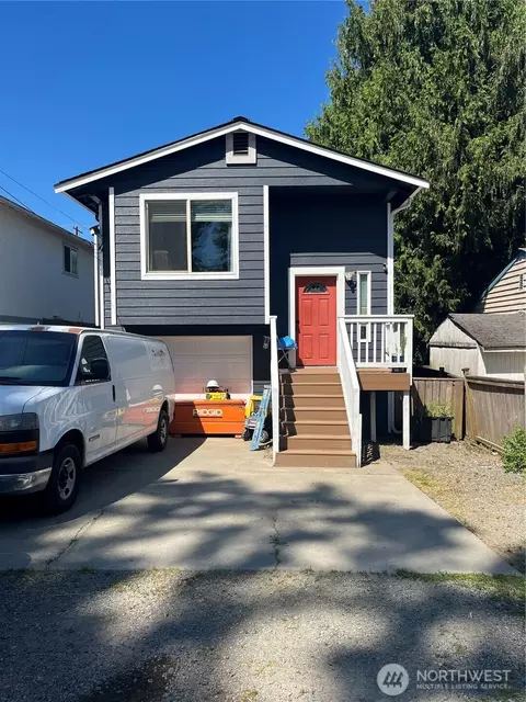10453 1st Ave SW, Seattle, WA 98146