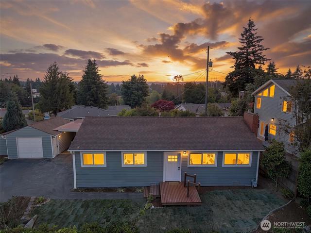 7056 S 128th St, Seattle, WA 98178