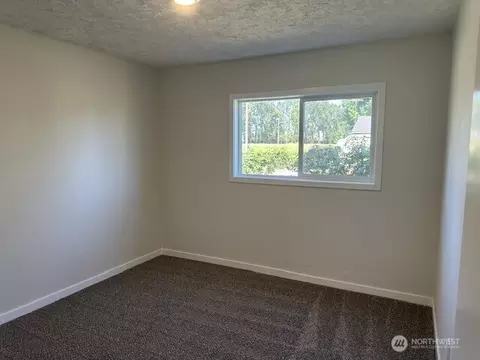 Bedroom - 210 24th Ave, Longview, WA 98632 photo 1 of 3
