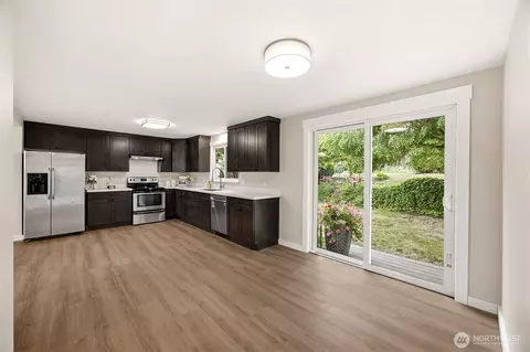 Kitchen - 4832 Rucker Ave, Everett, WA 98203 photo 4 of 4