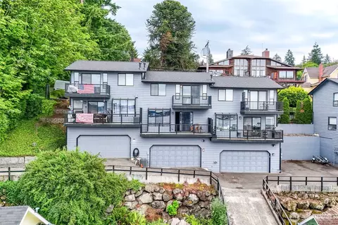 819 Kitsap St, Port Orchard, WA 98366