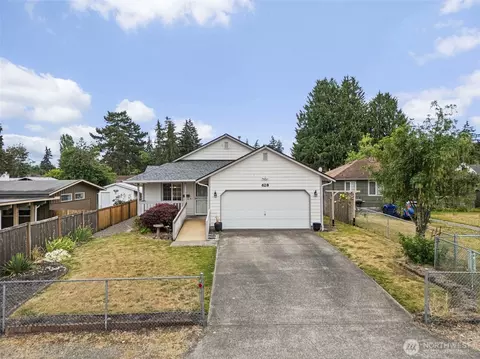 628 S 117th St, Tacoma, WA 98444