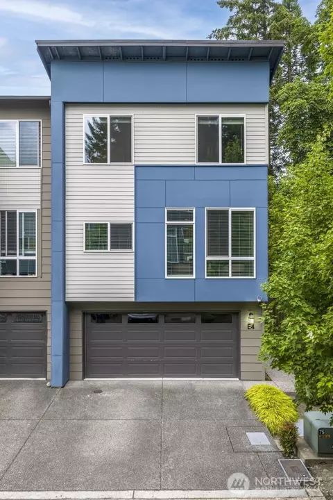 16201 Meadow Rd #E4, Lynnwood, WA 98087