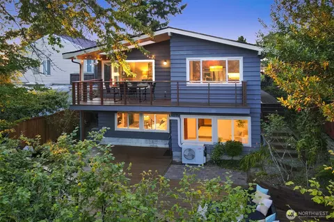 3927 SW Frontenac St, Seattle, WA 98136
