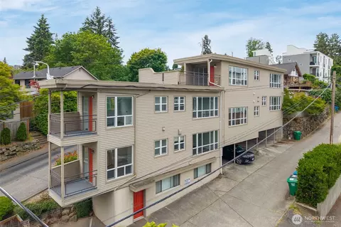 650 W Bertona St, Seattle, WA 98119